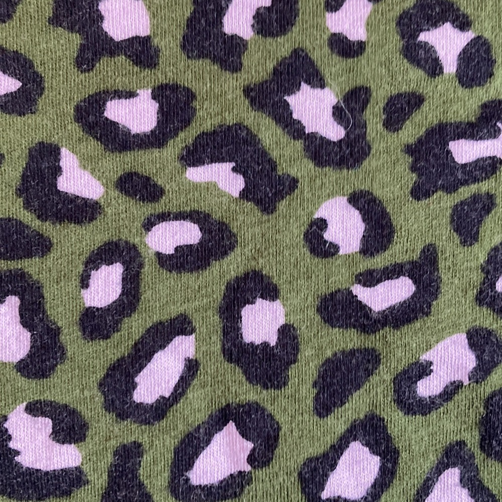 Old Navy leopard print long sleeve top - Picture 3 of 3
